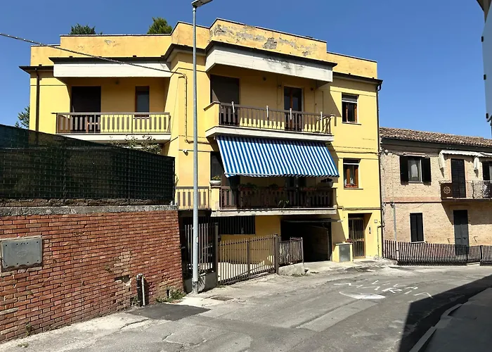 Don Carlo فندق مبيت وإفطار تيرامو